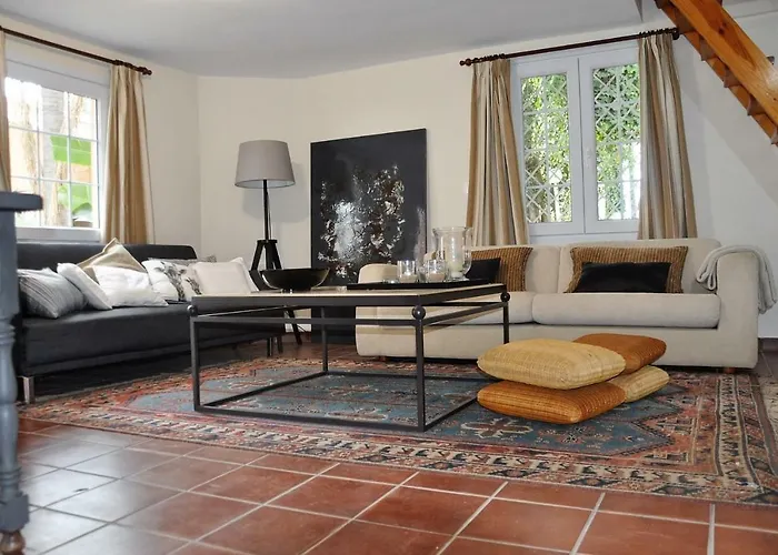 Casita En Guamasa *